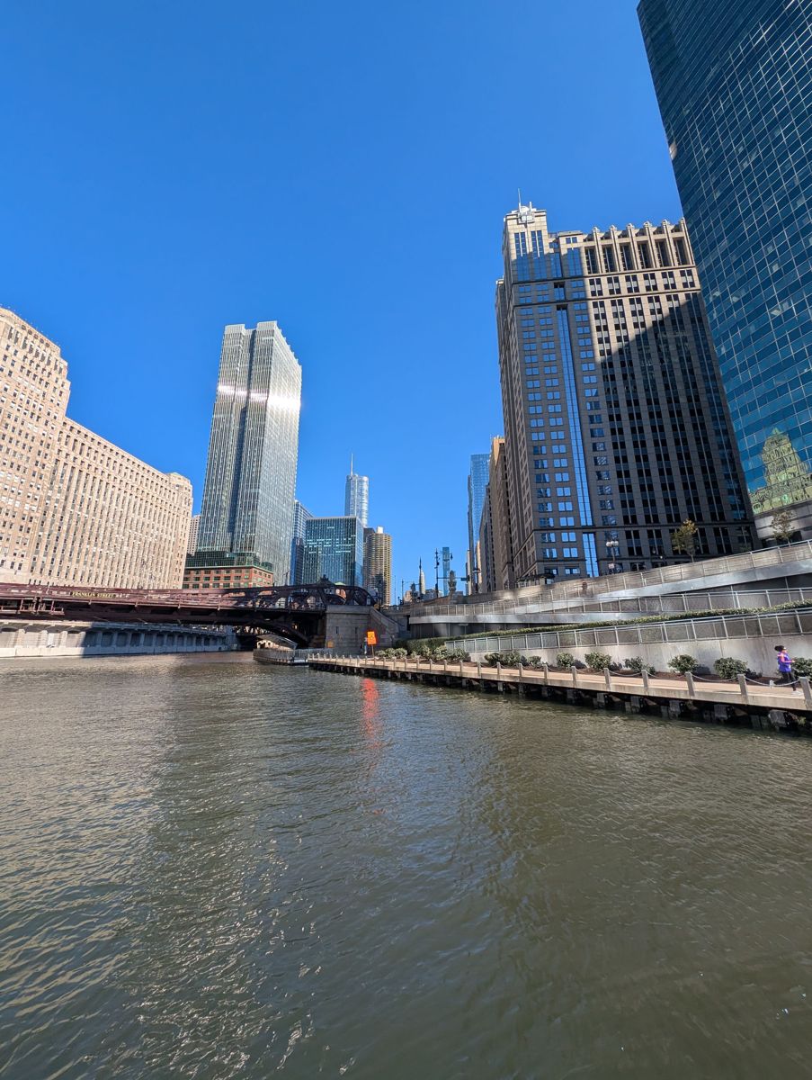 The Merchandise Mart and the Franklin Street bridge