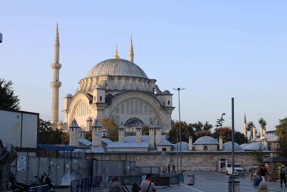 The mosque in the late afternoon