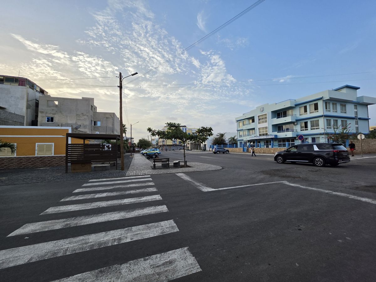 The crossing by the Santa Maria police station