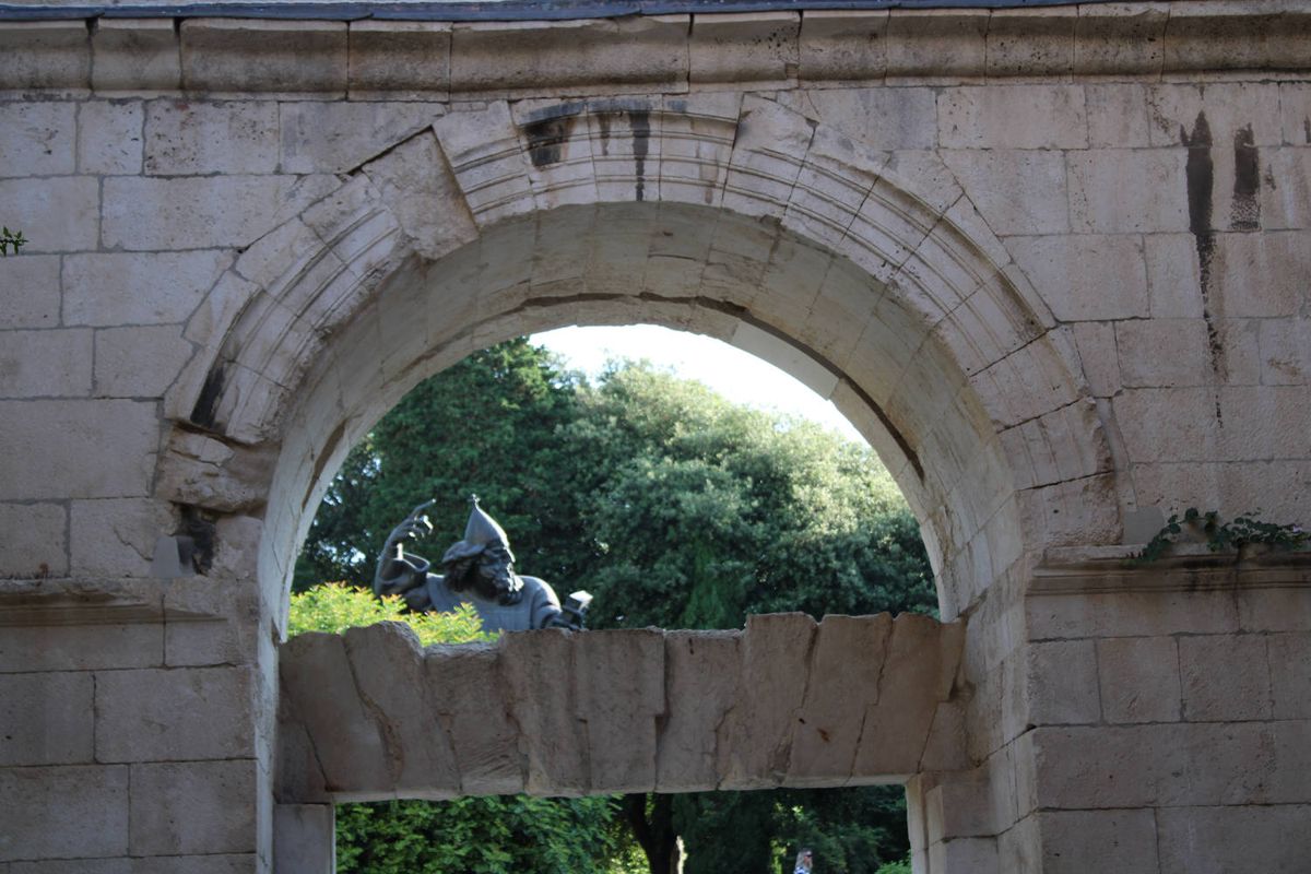 A gate through to the park